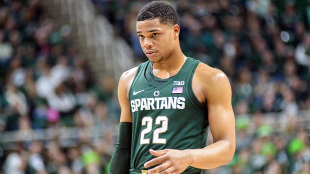 miles-bridges-msu-three-qs.jpg